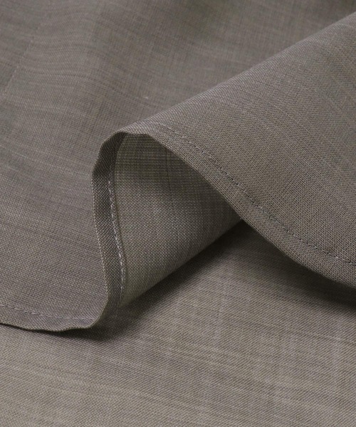 URBAN RESEARCH DOORS（アーバンリサーチドアーズ）の「Wool Blend Basic Shirts（シャツ/ブラウス・レディース・グレー/オフホワイト・FREE）」の4枚目の写真