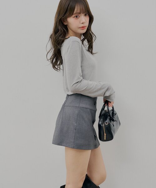 Chico(チコ)の「ダブルボタンコンパクトスカパン(スカート・レディース・ベージュ/ベージュ系その他2/グレー・SMALL/MEDIUM)」の12枚目の写真