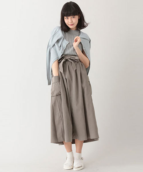 E hyphen world gallery(イーハイフンワールドギャラリー)の「フロントリボンマキシ丈スカート(スカート・レディース・ウッド/カーキ/ネイビー・FREE)」の3枚目の写真