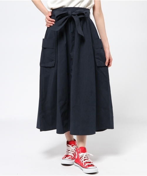 E hyphen world gallery(イーハイフンワールドギャラリー)の「フロントリボンマキシ丈スカート(スカート・レディース・ウッド/カーキ/ネイビー・FREE)」の15枚目の写真