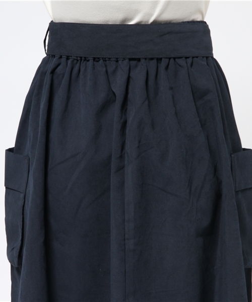 E hyphen world gallery(イーハイフンワールドギャラリー)の「フロントリボンマキシ丈スカート(スカート・レディース・ウッド/カーキ/ネイビー・FREE)」の9枚目の写真