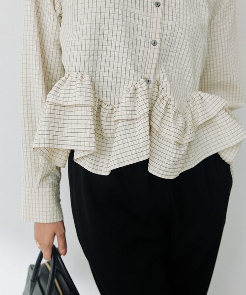 RIVE DROITE（リヴドロワ）の「【WEB限定/2WAY】チェックペプラムシャツ（秋服）（シャツ/ブラウス・レディース・ネイビー/アイボリー・FREE）」の20枚目の写真