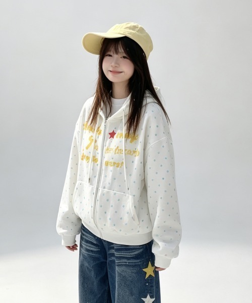 GEMEDA（ジェメダ）の「可愛いドット柄前プリントジップパーカー（パーカー・レディース・ホワイト・M）」の7枚目の写真