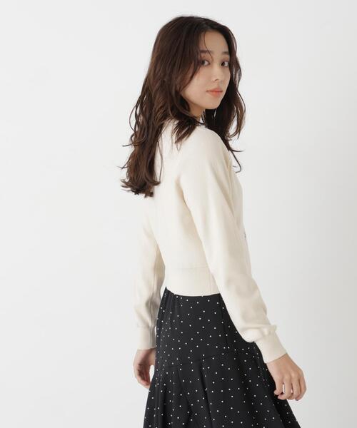 NATURAL BEAUTY BASIC(ナチュラルビューティーベーシック)の「ニュアンスボタンカーディガン(カーディガン/ボレロ・レディース・ライトグリーン/ブラック/オフホワイト・FREE)」の9枚目の写真