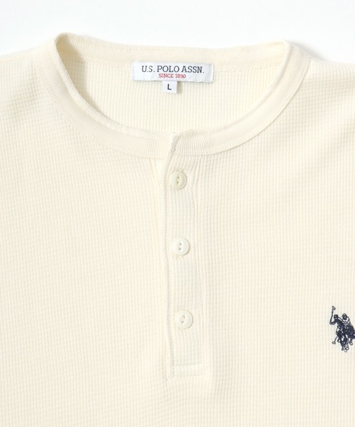 U.S. POLO ASSN.(ユーエスポロアッスン)の「U.S.POLO ASSN.(ユーエスポロアッスン)ヘンリーネック サーマルロンT/ワッフル長袖Tシャツ/ビッグシルエット(Tシャツ/カットソー・メンズ・ホワイト/ブラック/ネイビー/グレー・LL/M/L)」の5枚目の写真