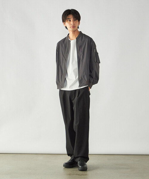 COMME CA ISM(コムサイズム)の「4U MA-1ブルゾン(ブルゾン・メンズ・ブラック/チャコール・M/L)」の4枚目の写真