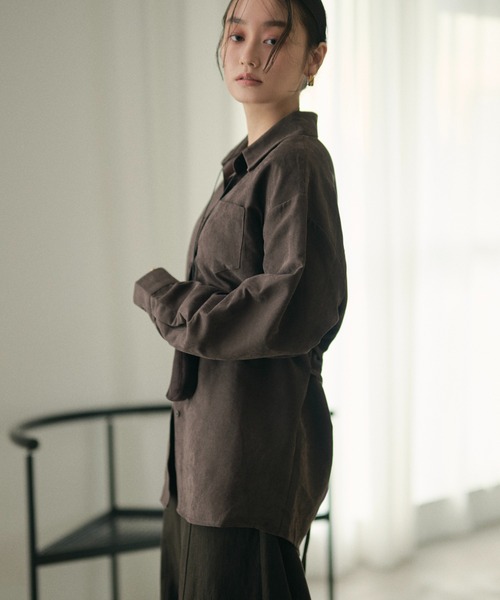 LAULEN(ローレン)の「back buckle suede touch shirt/バックバックルスエードタッチシャツ(シャツ/ブラウス・レディース・カーキ/ブラウン・FREE)」の10枚目の写真