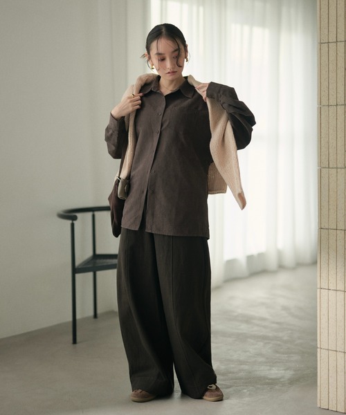 LAULEN(ローレン)の「back buckle suede touch shirt/バックバックルスエードタッチシャツ(シャツ/ブラウス・レディース・カーキ/ブラウン・FREE)」の12枚目の写真