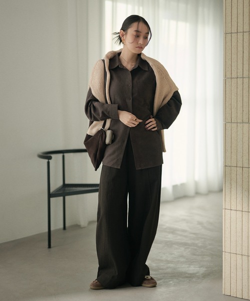 LAULEN(ローレン)の「back buckle suede touch shirt/バックバックルスエードタッチシャツ(シャツ/ブラウス・レディース・カーキ/ブラウン・FREE)」の13枚目の写真