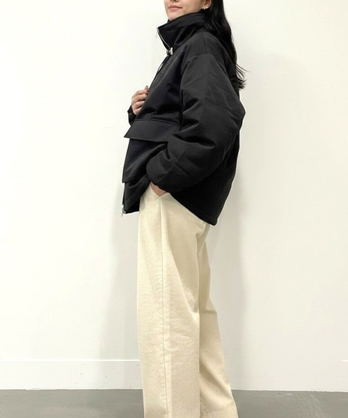 Human 2nd Occasion（ヒューマンセカンドオケージョン）の「ナイロン混 ツイル中綿 スタンドカラー ブルゾン（ブルゾン・レディース・ブラック/ナチュラル・FREE）」の11枚目の写真