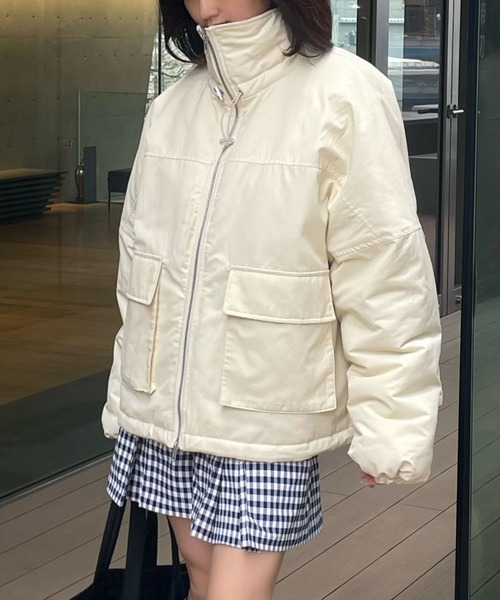 Human 2nd Occasion（ヒューマンセカンドオケージョン）の「ナイロン混 ツイル中綿 スタンドカラー ブルゾン（ブルゾン・レディース・ブラック/ナチュラル・FREE）」の15枚目の写真