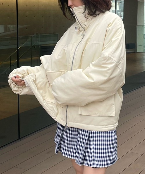 Human 2nd Occasion（ヒューマンセカンドオケージョン）の「ナイロン混 ツイル中綿 スタンドカラー ブルゾン（ブルゾン・レディース・ブラック/ナチュラル・FREE）」の18枚目の写真