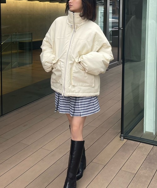 Human 2nd Occasion（ヒューマンセカンドオケージョン）の「ナイロン混 ツイル中綿 スタンドカラー ブルゾン（ブルゾン・レディース・ブラック/ナチュラル・FREE）」の4枚目の写真