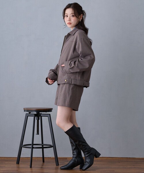 NICOLE CLUB(ニコル クラブ)の「ダブルジップチェックブルゾン(その他アウター・レディース・ベージュ/ライトグレー・M)」の7枚目の写真
