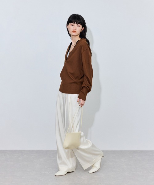 ADAM ET ROPE'(アダムエロペ)の「サテンイージースラックス(スラックス・レディース・オフホワイト/ブラック・38/36)」の5枚目の写真