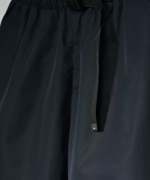EKAL（エカル）の「『別注』Mizuno×EKAL　GORE-TEX WINDSTOPPER トラックパンツ（その他パンツ・メンズ・グレー系その他/ブラック・SMALL/LARGE/MEDIUM）」の8枚目の写真