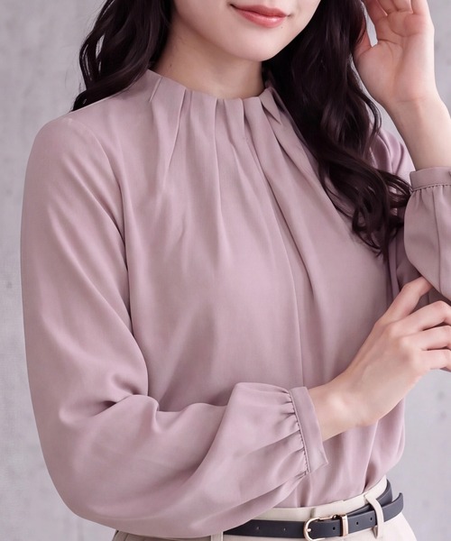 TRUDEA（トルディア）の「ハイネックとろみブラウス（シャツ/ブラウス・レディース・ネイビー/チャコールグレー/ホワイト/ピンクベージュ/モカ・MEDIUM/LARGE）」の3枚目の写真