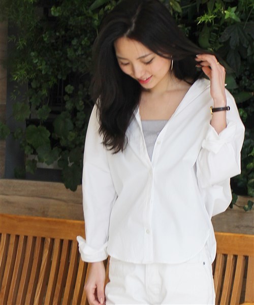 LIMITLESS LUXURY（リミットレスラグジュアリー）の「BIGドロップシャツ◆（シャツ/ブラウス・レディース・ホワイト/ネイビー/サックスブルー・FREE）」の2枚目の写真