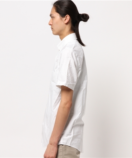 BROOKS BROTHERS（ブルックスブラザーズ）の「ノンアイロン ブルックスクール ライトウェイトオックスフォード ショートスリーブ ドレスシャツ Milano Fit（シャツ/ブラウス・メンズ・ホワイト・15 /14  1/2/15  1/2/16）」の2枚目の写真