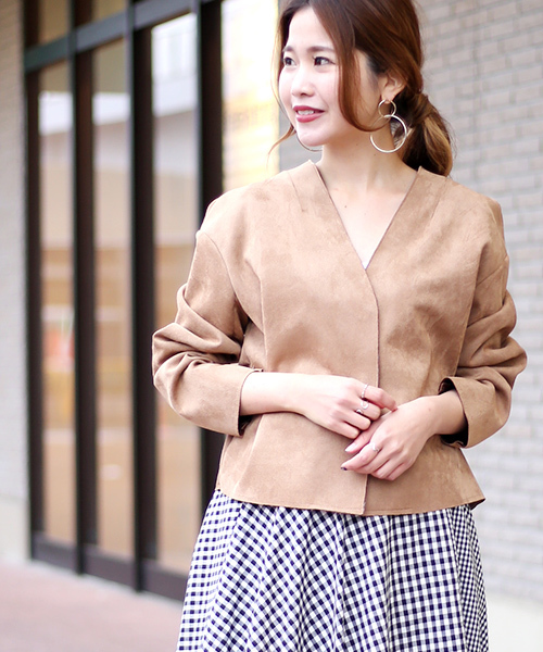 Bab Bou Jeloud(バブブージュルード)の「【WEB限定】立体バルーンショートジャケット(ノーカラージャケット・レディース・カーキ/グレイッシュベージュ/モカ・FREE)」の1枚目の写真