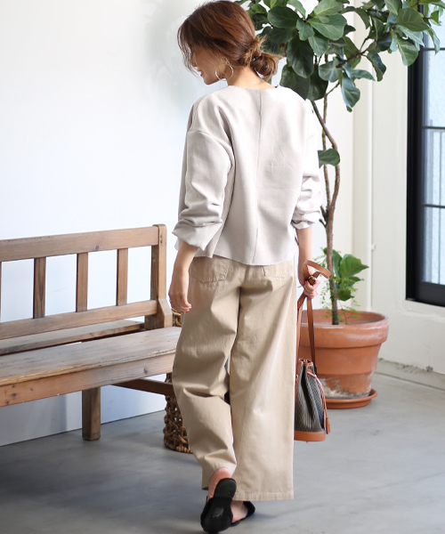 Bab Bou Jeloud(バブブージュルード)の「【WEB限定】立体バルーンショートジャケット(ノーカラージャケット・レディース・カーキ/グレイッシュベージュ/モカ・FREE)」の7枚目の写真