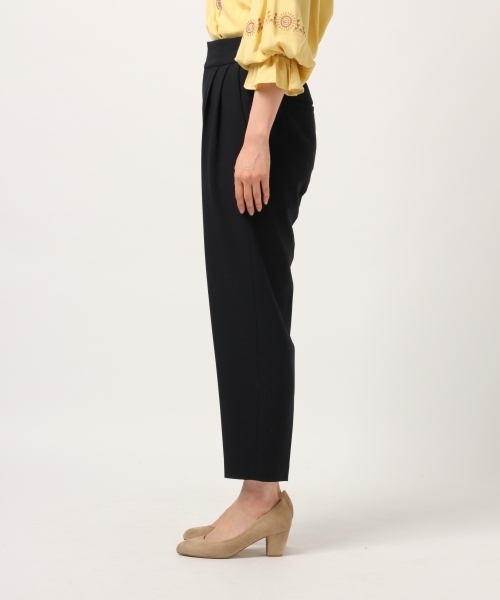 GLOBAL WORK（グローバルワーク）の「ＴＲペグトップパンツ/776708（その他パンツ・レディース・ホワイト/ベージュ/ネイビー/ライトグリーン/ライトピンク・LARGE/MEDIUM/SMALL）」の11枚目の写真