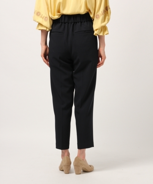 GLOBAL WORK（グローバルワーク）の「ＴＲペグトップパンツ/776708（その他パンツ・レディース・ホワイト/ベージュ/ネイビー/ライトグリーン/ライトピンク・LARGE/MEDIUM/SMALL）」の12枚目の写真