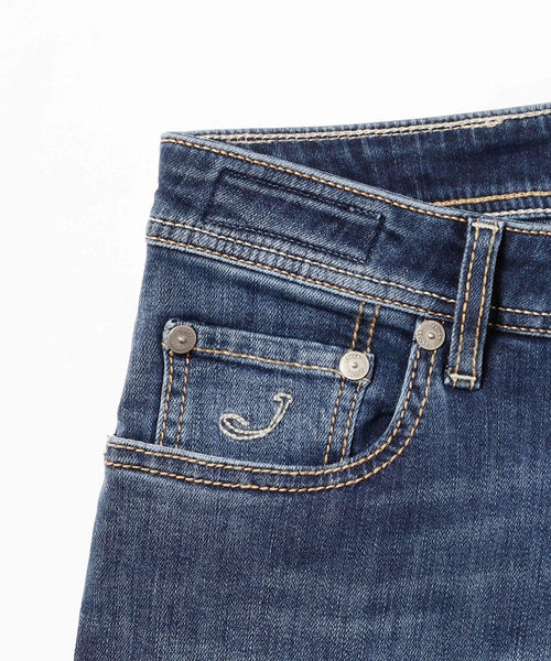 JACOB COHEN(ヤコブコーエン)の「JACOB COHEN / J688 ウォッシュデニム ジーンズ(デニムパンツ・メンズ・ブルー系その他3・29inch/30inch/31inch/32inch/34inch/28inch/33inch/36inch)」の4枚目の写真