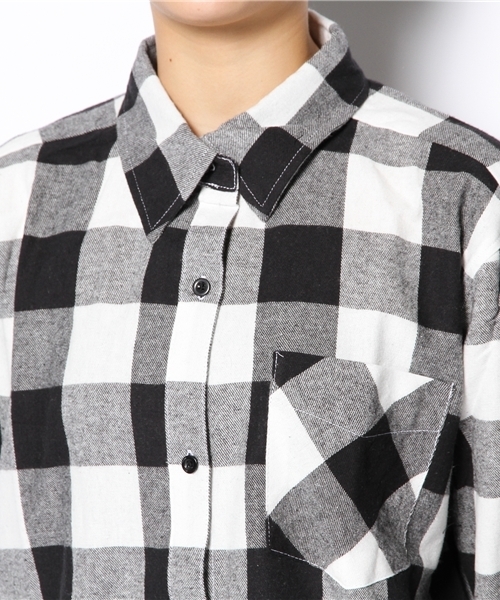 WEGO（ウィゴー）の「WEGO/ブロックチェックBIGシャツ（シャツ/ブラウス・レディース・ホワイト/ブルー/イエロー/レッド・FREE）」の8枚目の写真