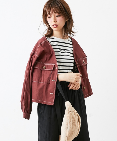 natural couture(ナチュラルクチュール)の「ちびロゴ刺繍ロンTシャツ(Tシャツ/カットソー・レディース・ベージュ/ブルー/アイボリー/ホワイト×ブラック/パープル系その他/スミクロ・FREE)」の16枚目の写真