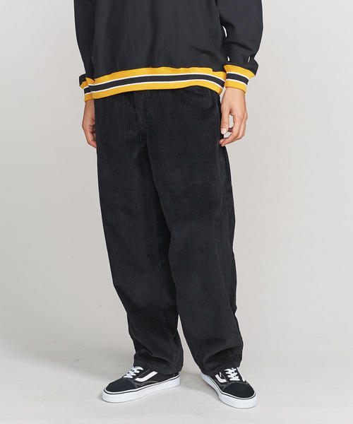 Levi's（リーバイス）の「＜Levi’s（リーバイス）＞ S-TAB CORD BAGGY/パンツ（その他パンツ・メンズ・ブラック/グレー/ダークグリーン・28inch/32inch/30inch）」の2枚目の写真