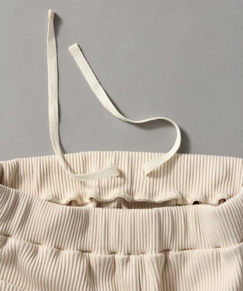 LOWRYS FARM（ローリーズファーム）の「カットリブパンツ　824433（その他パンツ・レディース・ブラック/アイボリー/ブルー/ベージュ・FREE）」の10枚目の写真