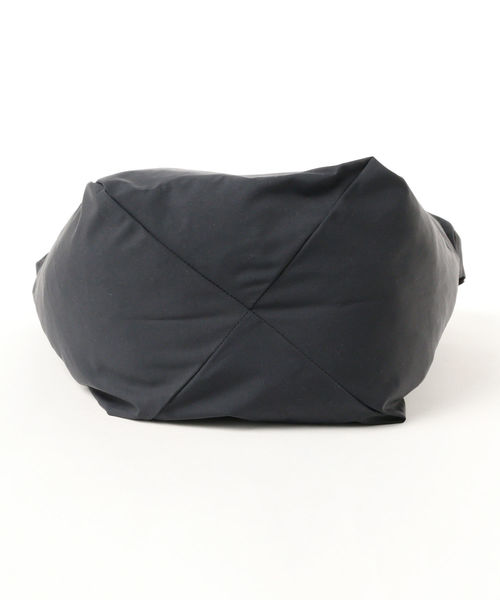 BAG'n'NOUN（バッグンナウン）の「BAG'n'NOUN / ナイロンショルダーバッグ M ＜UNISEX＞（ショルダーバッグ・メンズ・ブラック/グレー/レッド・ONE SIZE）」の14枚目の写真