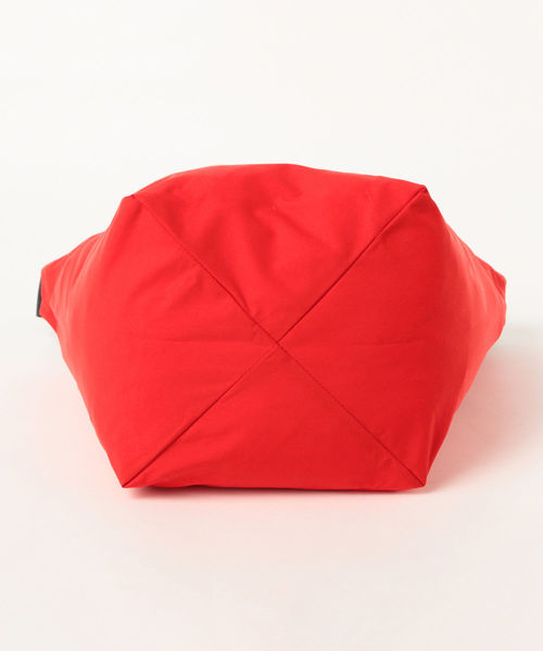 BAG'n'NOUN（バッグンナウン）の「BAG'n'NOUN / ナイロンショルダーバッグ M ＜UNISEX＞（ショルダーバッグ・メンズ・ブラック/グレー/レッド・ONE SIZE）」の9枚目の写真