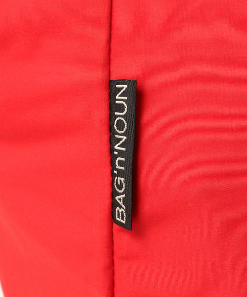 BAG'n'NOUN（バッグンナウン）の「BAG'n'NOUN / ナイロンショルダーバッグ M ＜UNISEX＞（ショルダーバッグ・メンズ・ブラック/グレー/レッド・ONE SIZE）」の8枚目の写真