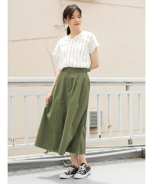 AMERICAN HOLIC（アメリカンホリック）の「Vネックバックねじりブラウス（シャツ/ブラウス・レディース・オフホワイト/ピンクベージュ/キャメル/ブラック/ストライプ/チェック/ブルー系その他5/その他5・FREE）」の21枚目の写真