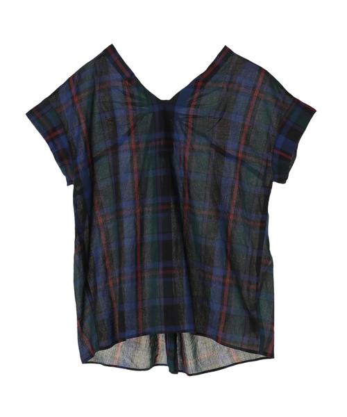 AMERICAN HOLIC（アメリカンホリック）の「Vネックバックねじりブラウス（シャツ/ブラウス・レディース・オフホワイト/ピンクベージュ/キャメル/ブラック/ストライプ/チェック/ブルー系その他5/その他5・FREE）」の4枚目の写真