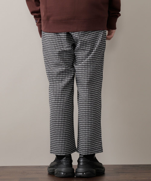 MONO-MART(モノマート)の「チェックテーパードパンツ(TP fabric)(その他パンツ・メンズ・ブラック系その他/ベージュ系その他/ブラック系その他2/ブラック系その他3/ベージュ系その他2・M/L)」の8枚目の写真