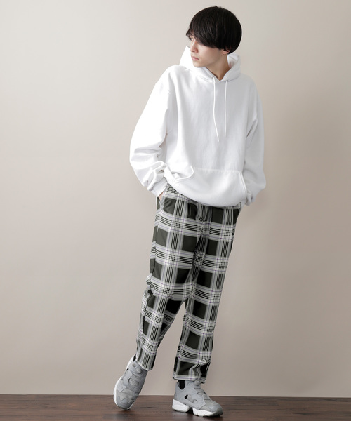 MONO-MART(モノマート)の「チェックテーパードパンツ(TP fabric)(その他パンツ・メンズ・ブラック系その他/ベージュ系その他/ブラック系その他2/ブラック系その他3/ベージュ系その他2・M/L)」の11枚目の写真