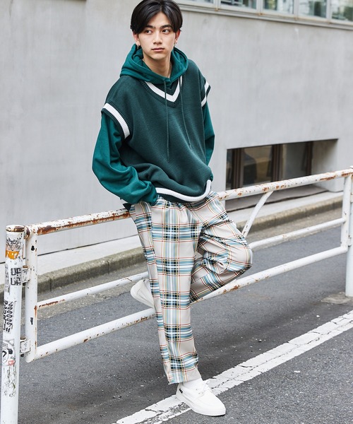 MONO-MART(モノマート)の「チェックテーパードパンツ(TP fabric)(その他パンツ・メンズ・ブラック系その他/ベージュ系その他/ブラック系その他2/ブラック系その他3/ベージュ系その他2・M/L)」の12枚目の写真