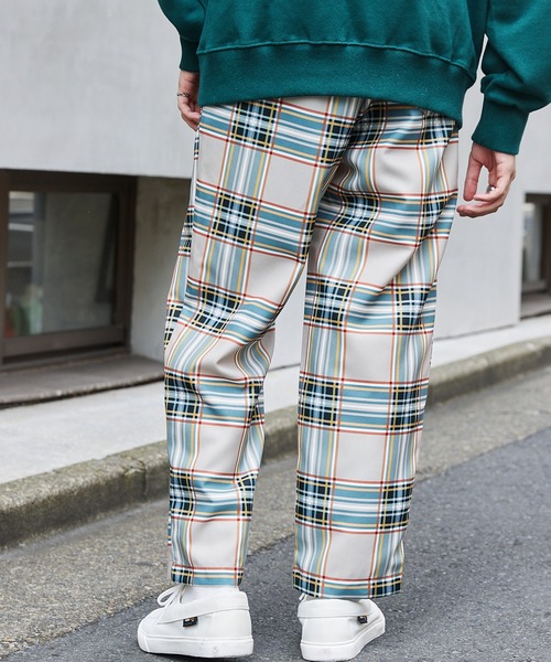 MONO-MART(モノマート)の「チェックテーパードパンツ(TP fabric)(その他パンツ・メンズ・ブラック系その他/ベージュ系その他/ブラック系その他2/ブラック系その他3/ベージュ系その他2・M/L)」の15枚目の写真