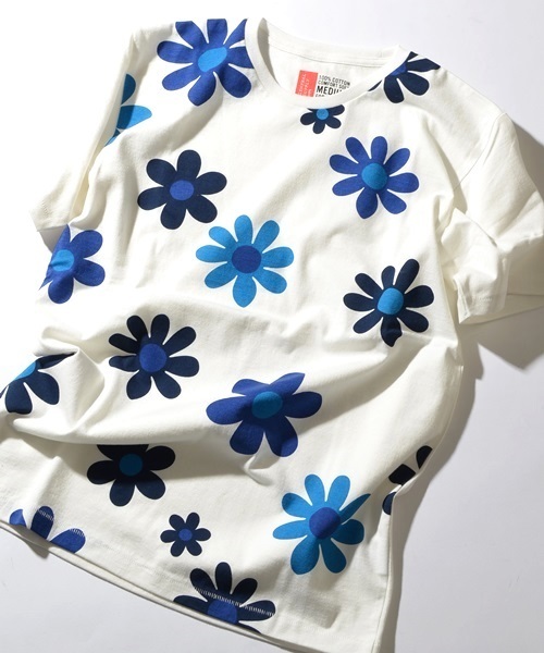 SHIPS GENERAL SUPPLY（シップスジェネラルサプライ）の「SGS: フラワーパターン プリントTee■（Tシャツ/カットソー・メンズ・ホワイト/レッド/ブラック/グリーン/ライトブルー/ライトグリーン/ネイビー/マルチ/ブルー系その他2/ブルー系その他・MEDIUM/X-LARGE/SMALL/LARGE）」の8枚目の写真