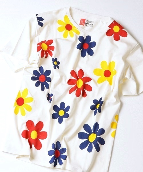 SHIPS GENERAL SUPPLY（シップスジェネラルサプライ）の「SGS: フラワーパターン プリントTee■（Tシャツ/カットソー・メンズ・ホワイト/レッド/ブラック/グリーン/ライトブルー/ライトグリーン/ネイビー/マルチ/ブルー系その他2/ブルー系その他・MEDIUM/X-LARGE/SMALL/LARGE）」の10枚目の写真