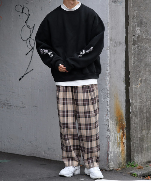 kutir（クティール）の「袖刺繍ウラキモウスウェット（Tシャツ/カットソー・メンズ・チャコールグレー/ブラック/ボルドー・MEDIUM/LARGE）」の4枚目の写真