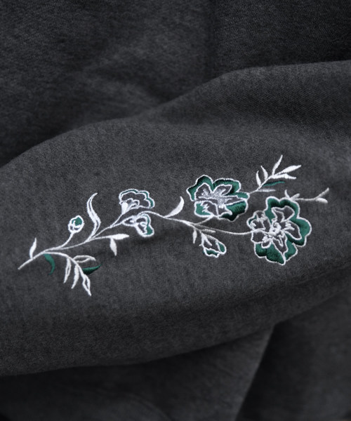 kutir（クティール）の「袖刺繍ウラキモウスウェット（Tシャツ/カットソー・メンズ・チャコールグレー/ブラック/ボルドー・MEDIUM/LARGE）」の17枚目の写真