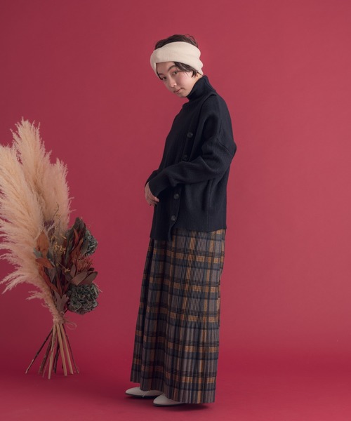 Libra Cue(リブラ キュー)の「Libra サイドボタンタートルニット(ニット/セーター・レディース・ブラック/ベージュ/ブルー・FREE)」の8枚目の写真