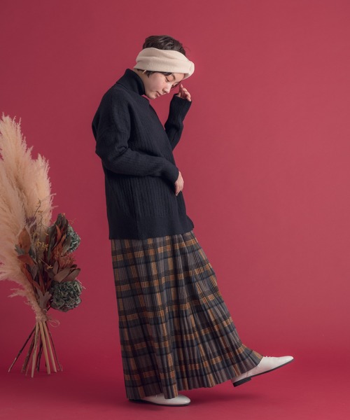 Libra Cue(リブラ キュー)の「Libra サイドボタンタートルニット(ニット/セーター・レディース・ブラック/ベージュ/ブルー・FREE)」の9枚目の写真