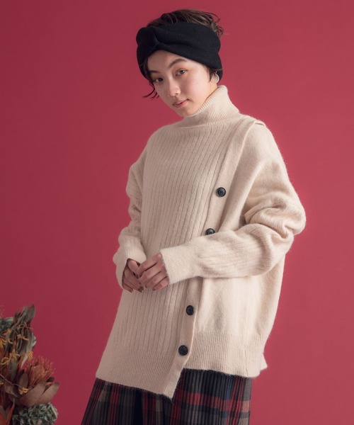 Libra Cue(リブラ キュー)の「Libra サイドボタンタートルニット(ニット/セーター・レディース・ブラック/ベージュ/ブルー・FREE)」の12枚目の写真