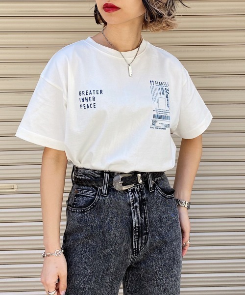 PAGEBOY(ページボーイ)の「チケットプリントT(Tシャツ/カットソー・レディース・ブラック/ホワイト×ブラック/ホワイト×ブルー/ホワイト系その他/ホワイト×パープル・FREE)」の2枚目の写真