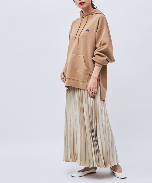 Russell Athletic(ラッセルアスレティック)の「Bookstore Sweat Pullover Hoodie&Shorts(セットアップ)(スウェット・レディース・ブルー/ブラウン系その他2・1)」の20枚目の写真